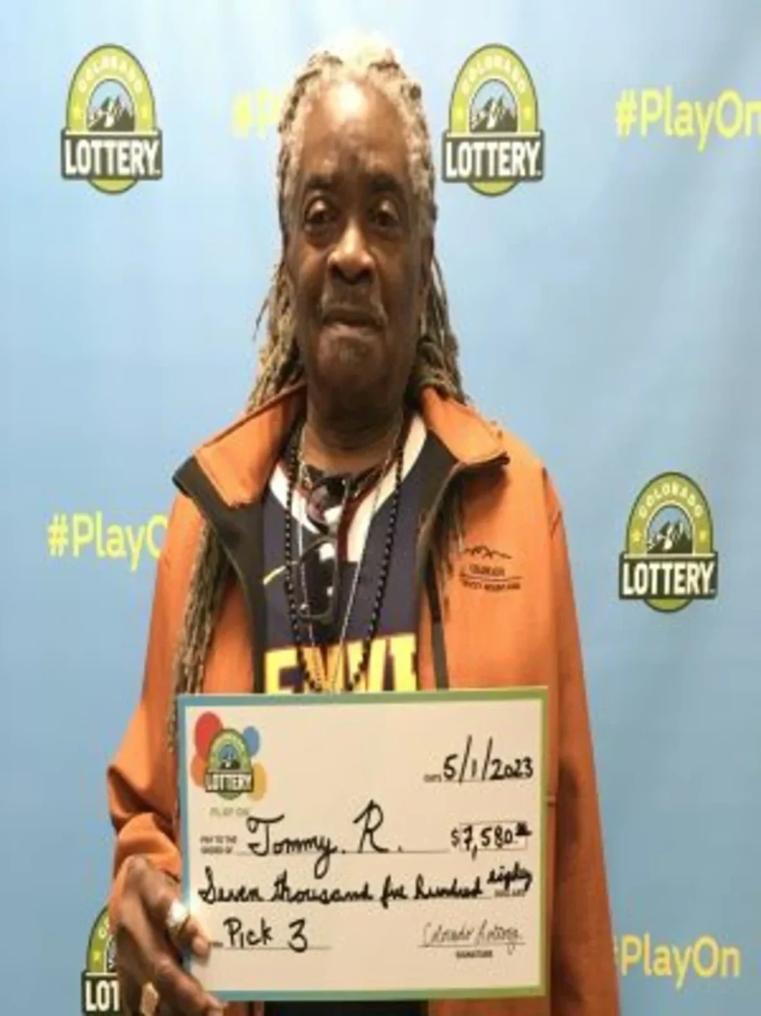 汤米·R. 的幸运号码赢得了他 $7,580！